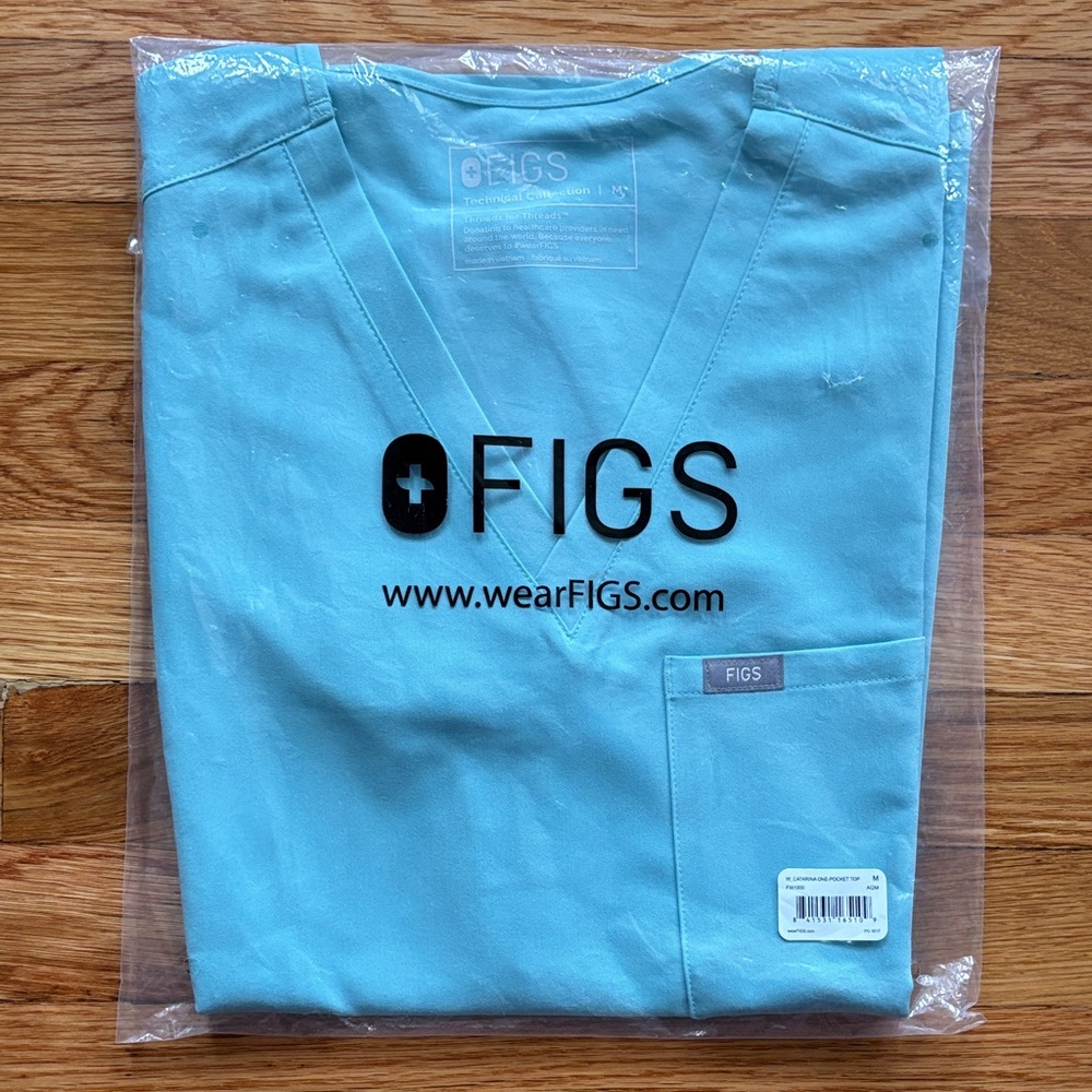 FIGS Catarina Scrub Top in Aquamarine, LIMITED EDITION